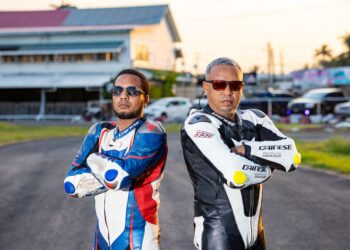 Super Bikes B Rivalry Reaches Boiling Point