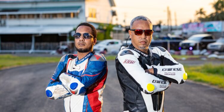 Super Bikes B Rivalry Reaches Boiling Point